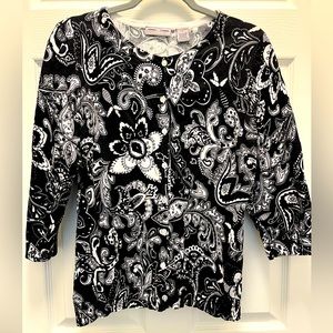 1775 Large Black and White Paisley Button Down Cardigan Sweater